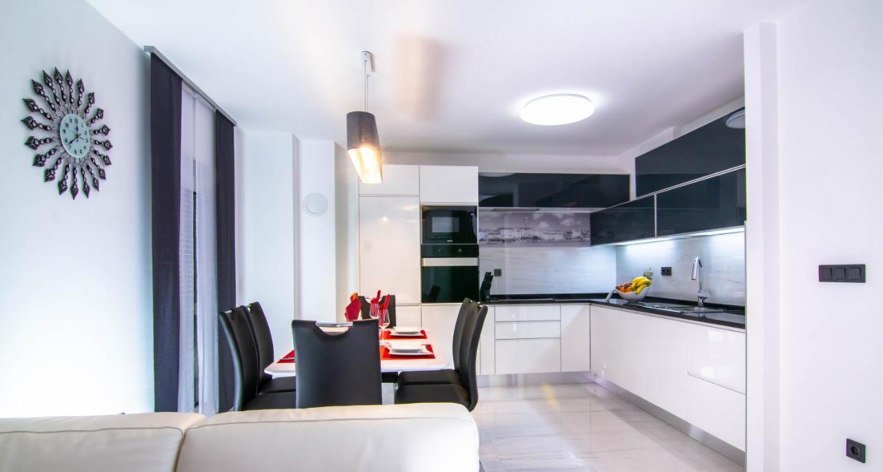 Apartman Paola Vrh  Екстериор снимка
