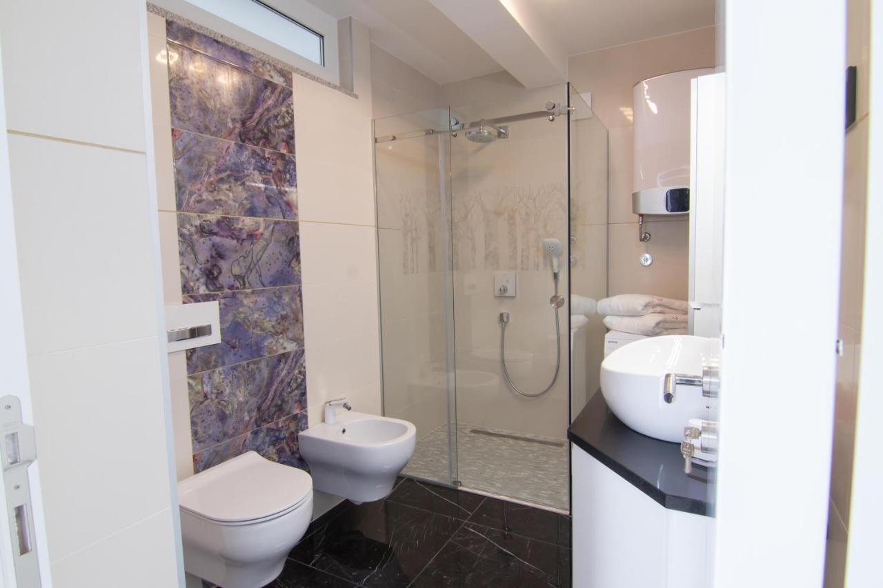 Apartman Paola Vrh  Екстериор снимка