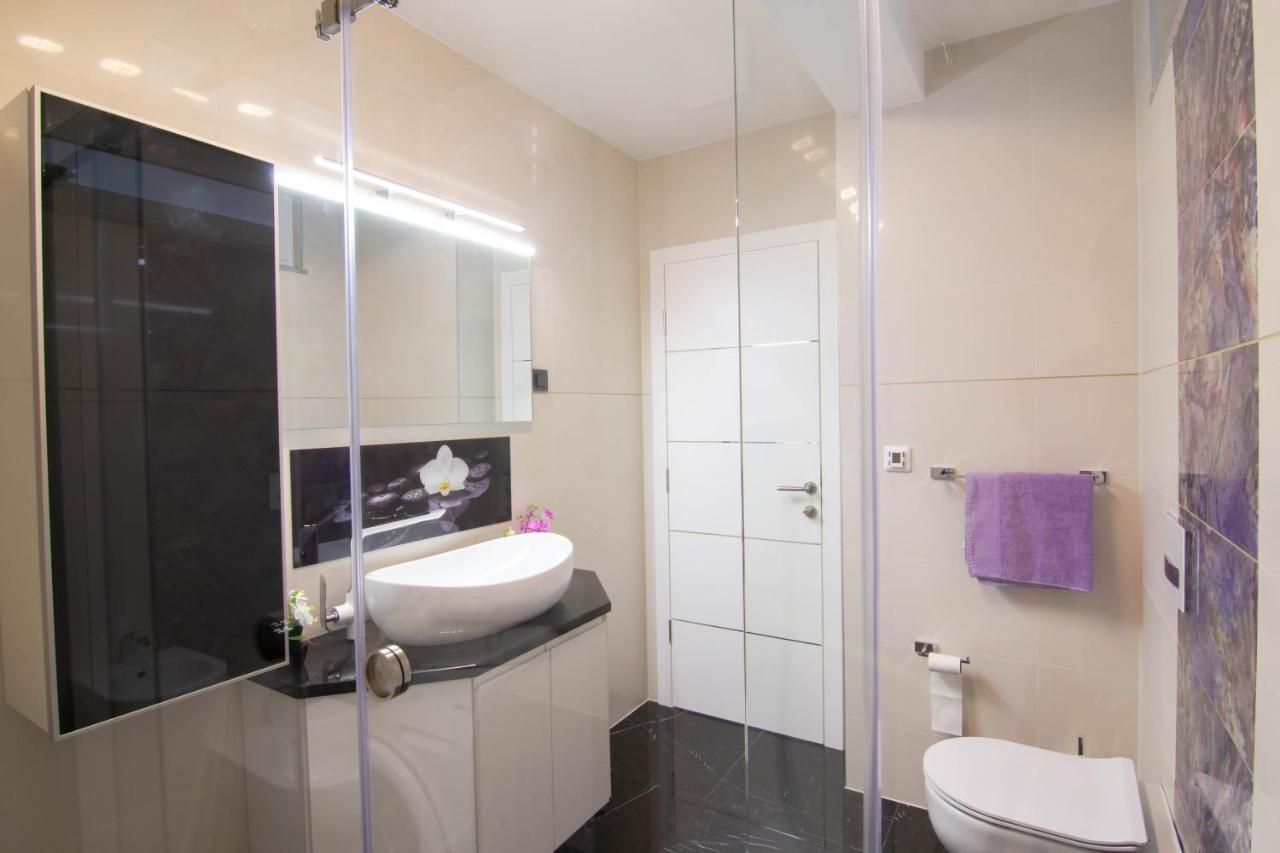 Apartman Paola Vrh  Екстериор снимка