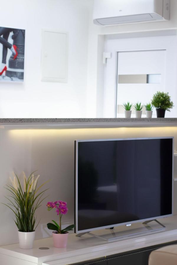 Apartman Paola Vrh  Екстериор снимка